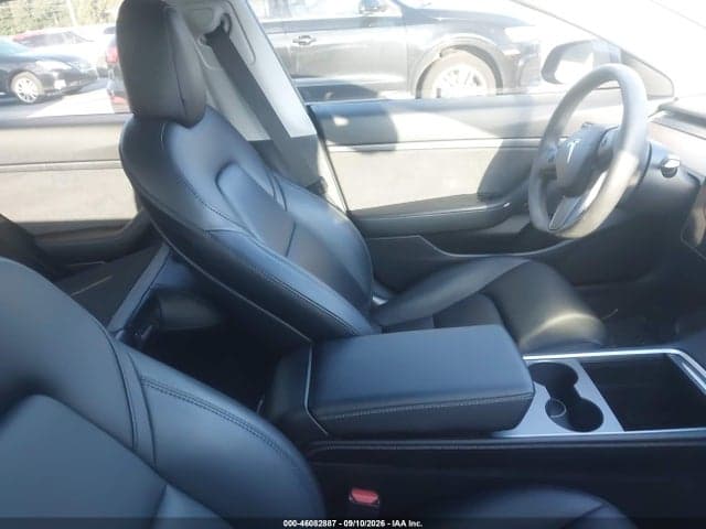 2021 TESLA MODEL 3 STANDARD RANGE PLUS REAR-WHEEL DRIVE 5