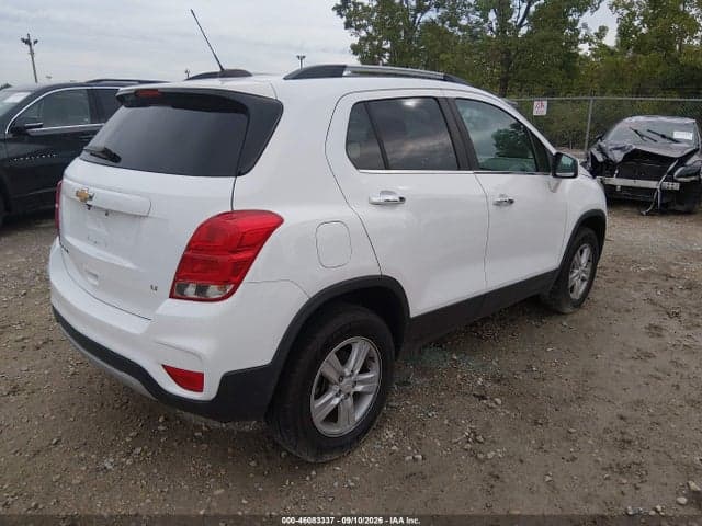 2017 CHEVROLET TRAX LT 4