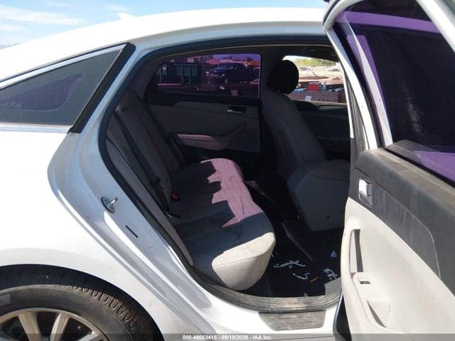 2019 HYUNDAI SONATA SE 8