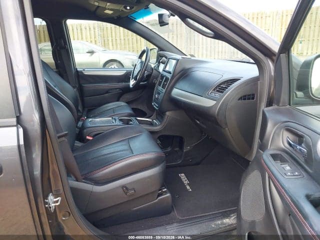 2017 DODGE GRAND CARAVAN GT 5