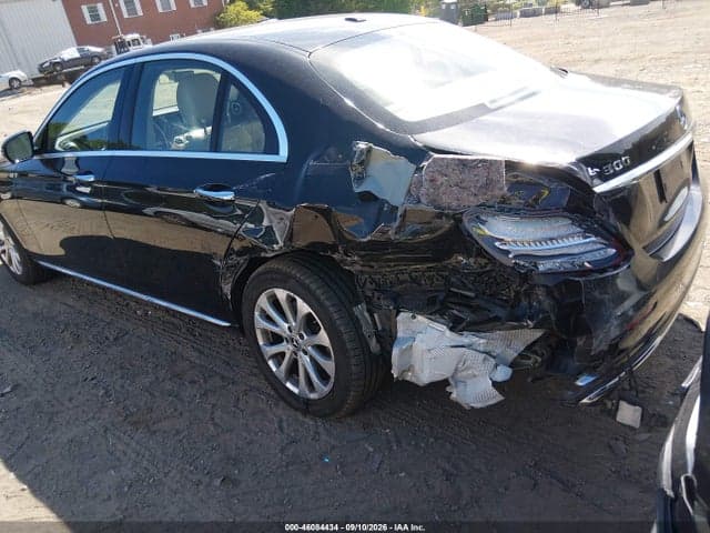2018 MERCEDES-BENZ E 300 4MATIC 3