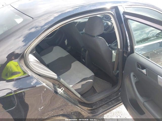 2017 VOLKSWAGEN JETTA 1.4T S 8