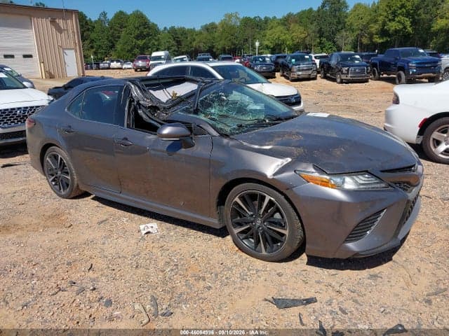2018 TOYOTA CAMRY XSE