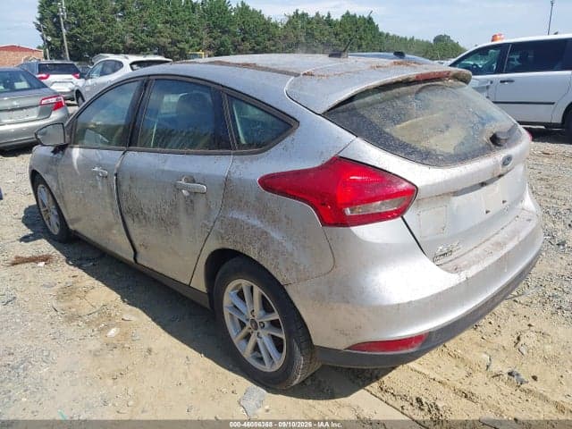 2017 FORD FOCUS SE 3