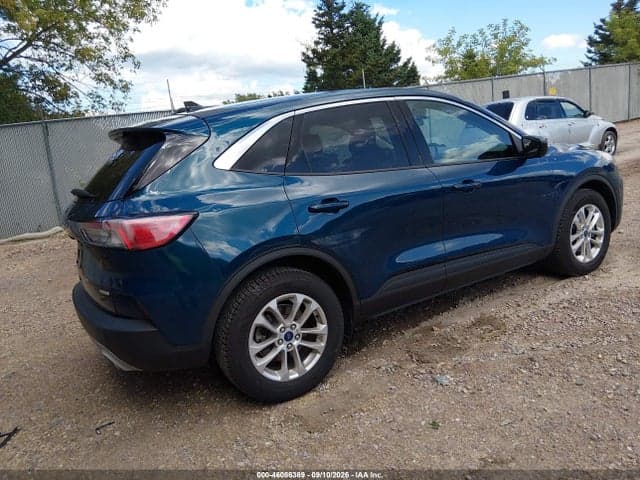 2020 FORD ESCAPE SE 4