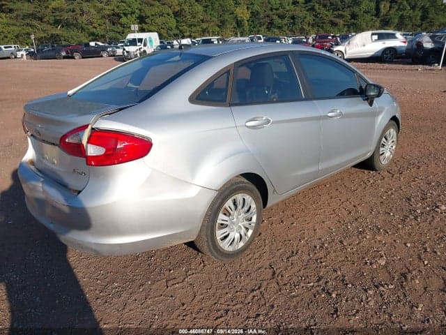 2017 FORD FIESTA S 4