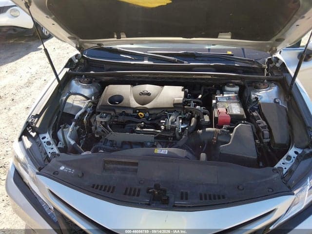 2018 TOYOTA CAMRY SE 10
