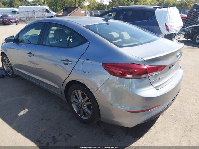 2017 HYUNDAI ELANTRA SE 3