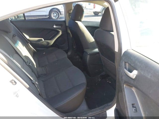 2018 KIA FORTE LX 8