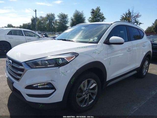 2017 HYUNDAI TUCSON SE 6