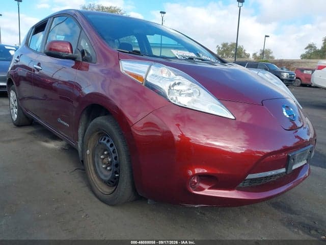 2017 NISSAN LEAF S 1