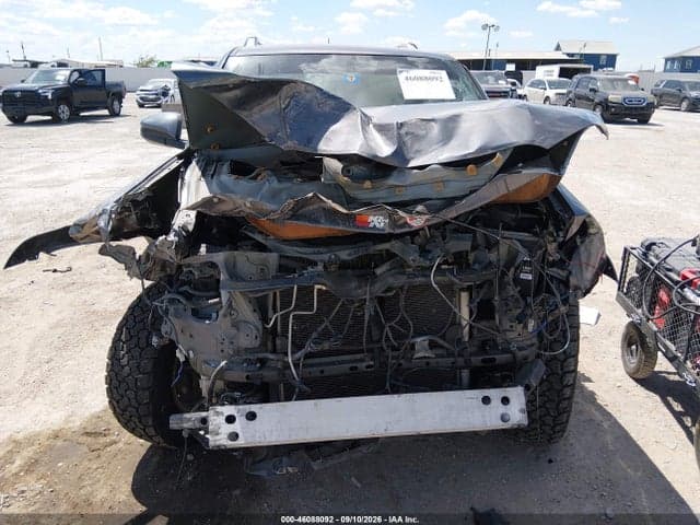 2017 TOYOTA 4RUNNER SR5 18