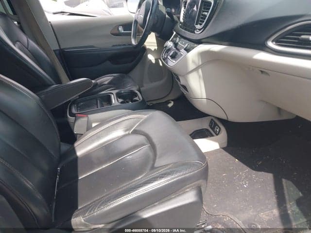 2017 CHRYSLER PACIFICA TOURING-L 5