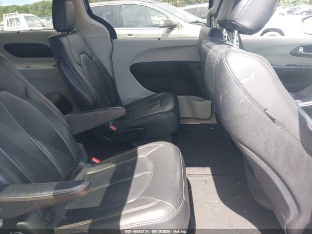 2017 CHRYSLER PACIFICA TOURING-L 8