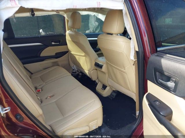2019 TOYOTA HIGHLANDER XLE 8