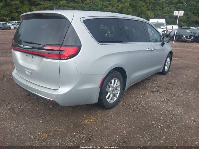 2024 CHRYSLER PACIFICA TOURING L 4