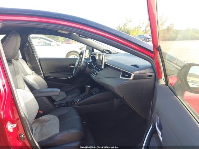 2025 TOYOTA COROLLA XSE 5