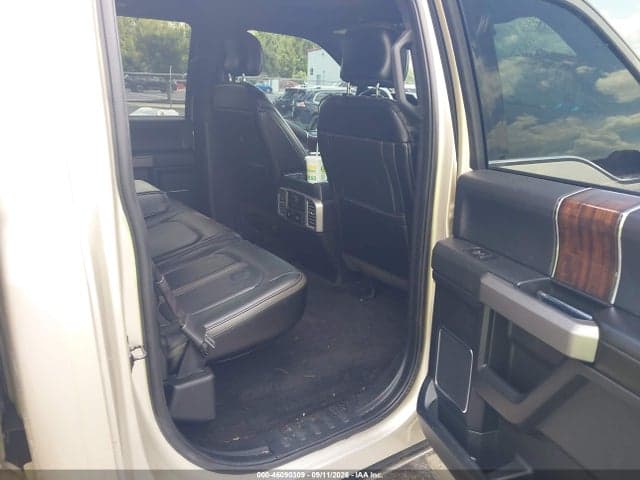 2017 FORD F-150 PLATINUM 8