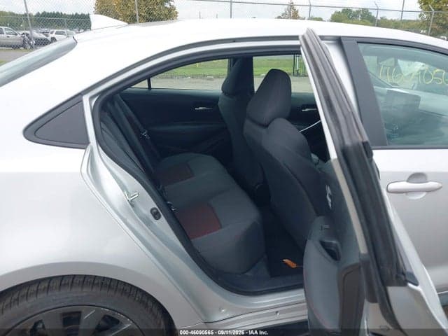 2023 TOYOTA COROLLA SE 8