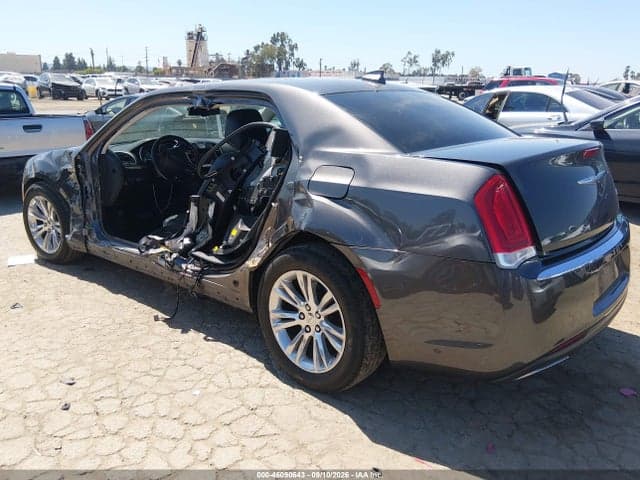 2017 CHRYSLER 300C 3