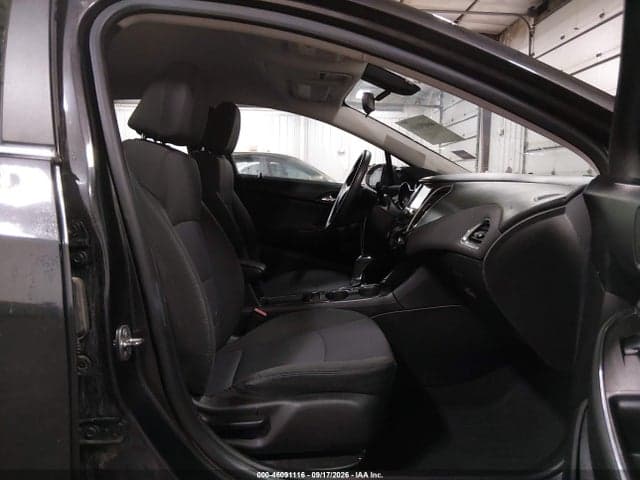 2017 CHEVROLET CRUZE LT AUTO 5