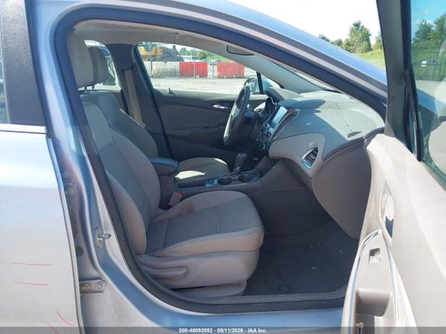 2017 CHEVROLET CRUZE LT AUTO 5