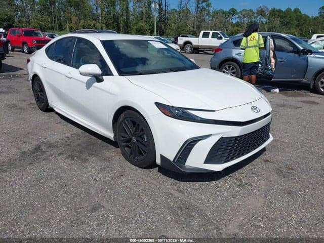 2025 TOYOTA CAMRY SE 1