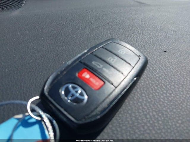 2025 TOYOTA CAMRY SE 11