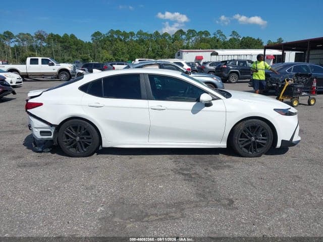 2025 TOYOTA CAMRY SE 13