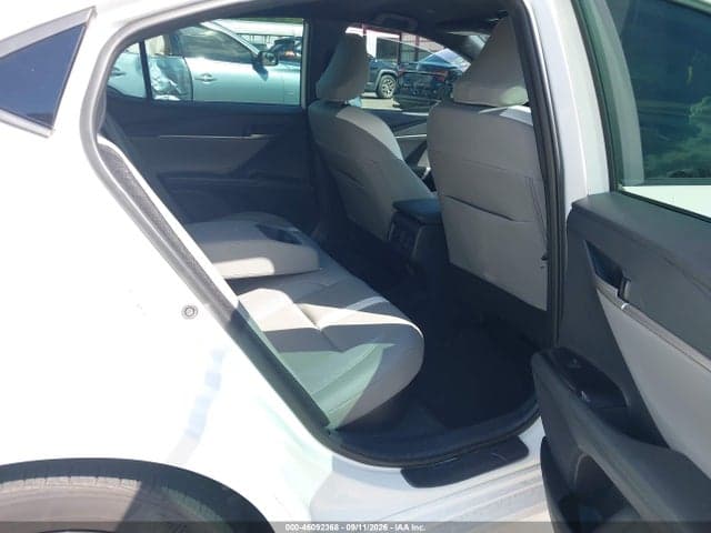 2025 TOYOTA CAMRY SE 8