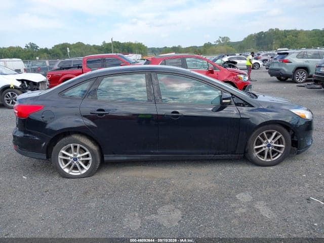 2017 FORD FOCUS SE 14