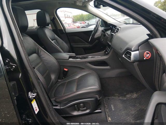 2017 JAGUAR F-PACE 20D PRESTIGE 1