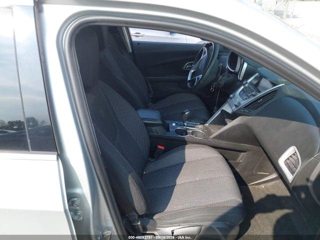 2017 CHEVROLET EQUINOX LT 5