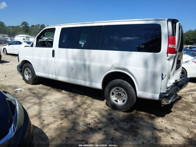 2017 CHEVROLET EXPRESS 2500 LT 3