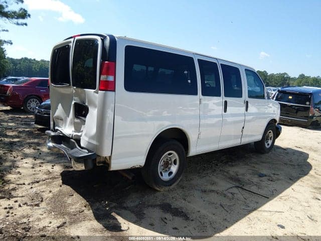 2017 CHEVROLET EXPRESS 2500 LT 4