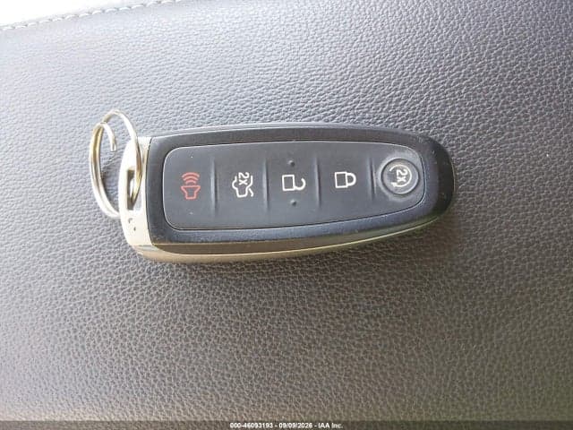 2019 FORD ESCAPE SE 11