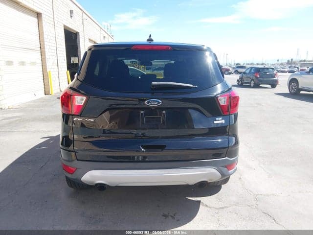 2019 FORD ESCAPE SE 17
