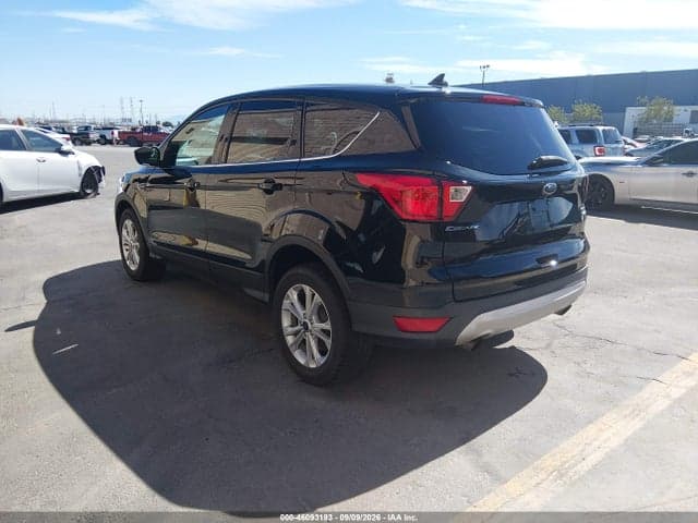 2019 FORD ESCAPE SE 3