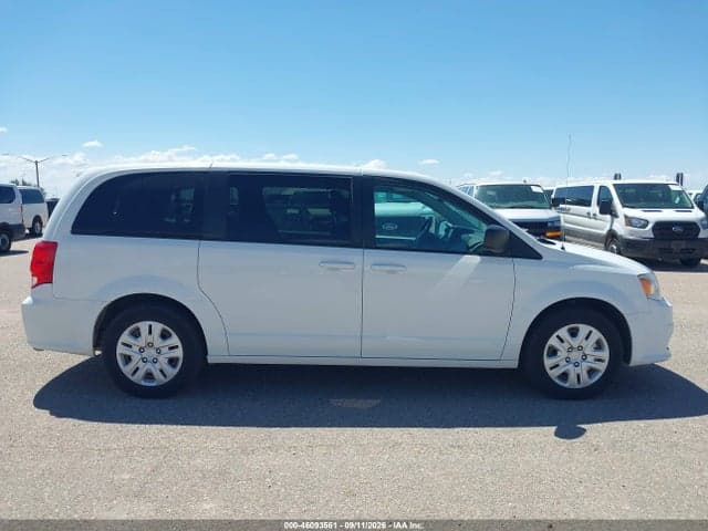 2018 DODGE GRAND CARAVAN SE 13
