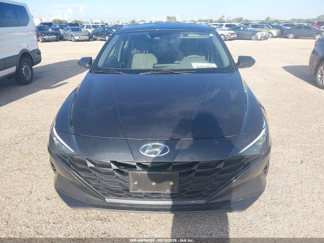 2021 HYUNDAI ELANTRA SE 6