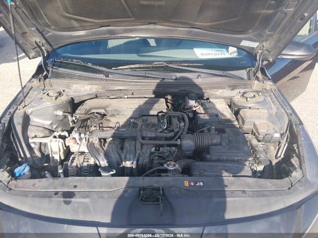 2021 HYUNDAI ELANTRA SE 10
