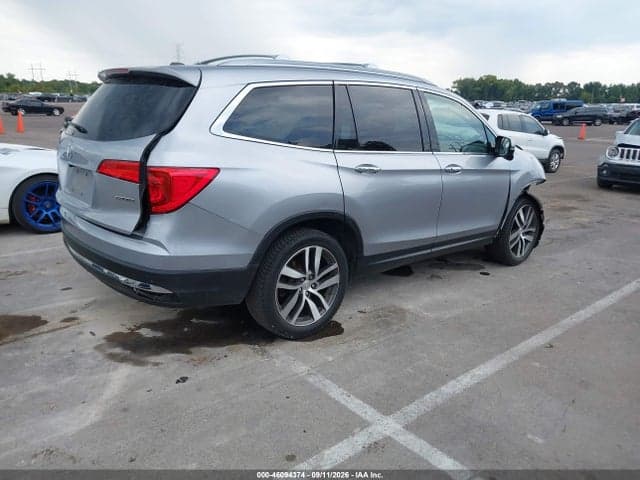 2017 HONDA PILOT TOURING 4