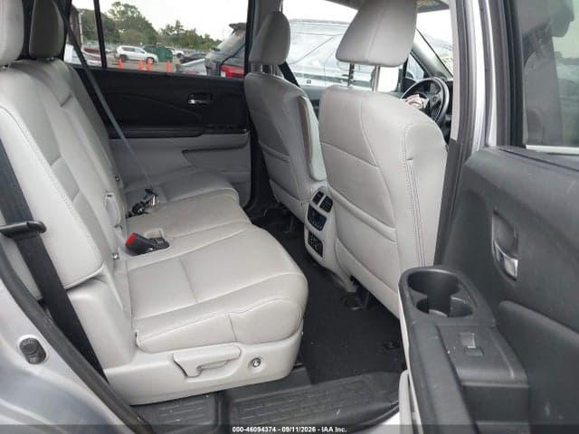 2017 HONDA PILOT TOURING 8
