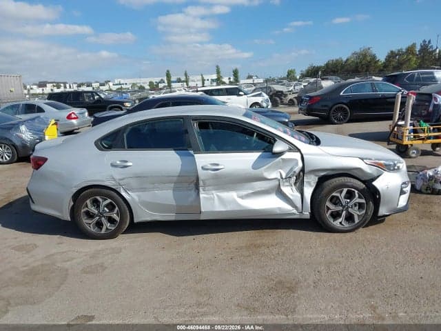 2021 KIA FORTE LXS 13