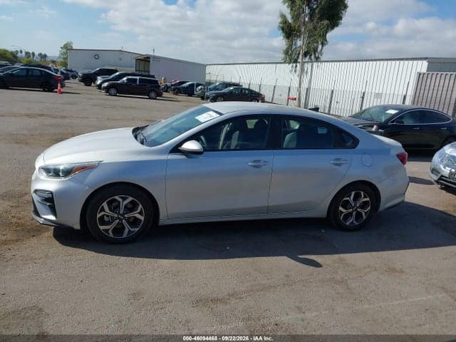 2021 KIA FORTE LXS 14