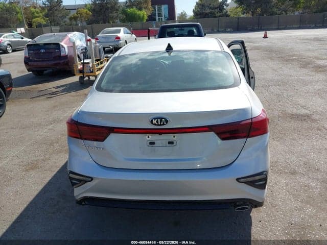 2021 KIA FORTE LXS 16