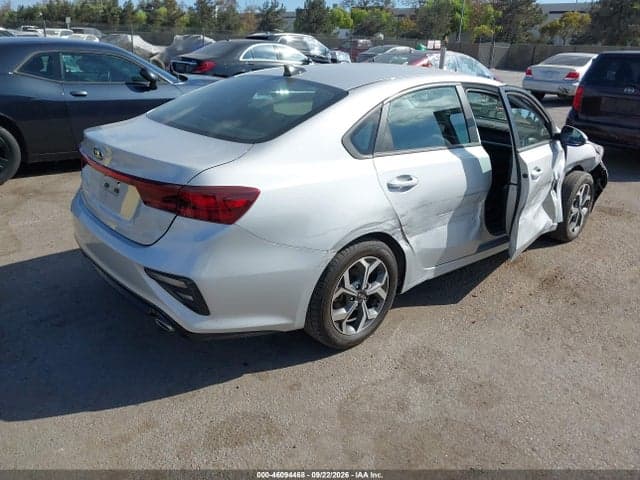 2021 KIA FORTE LXS 4