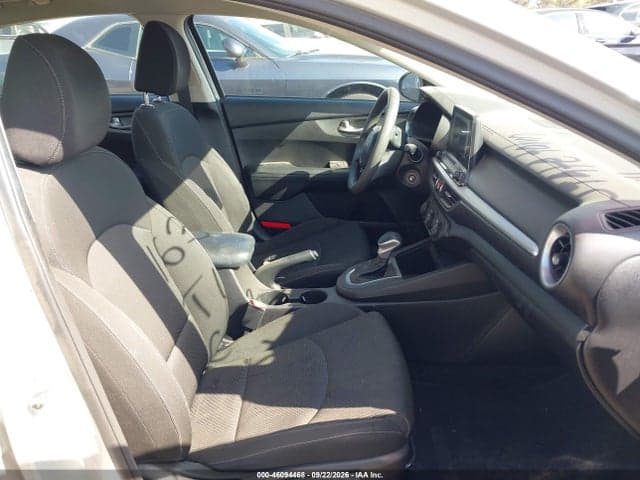 2021 KIA FORTE LXS 5