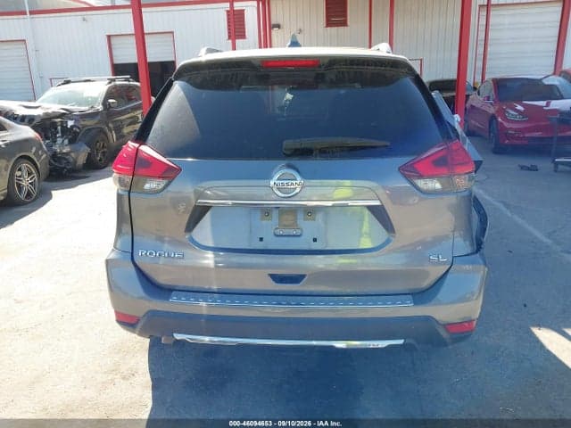2017 NISSAN ROGUE SL 16
