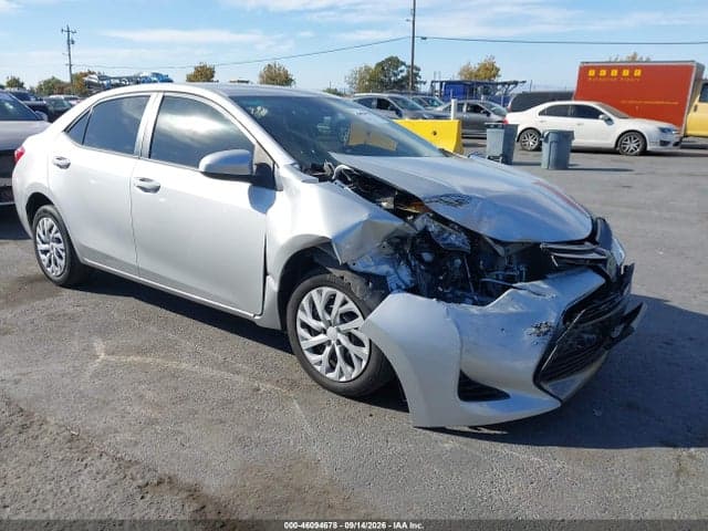2018 TOYOTA COROLLA LE 1